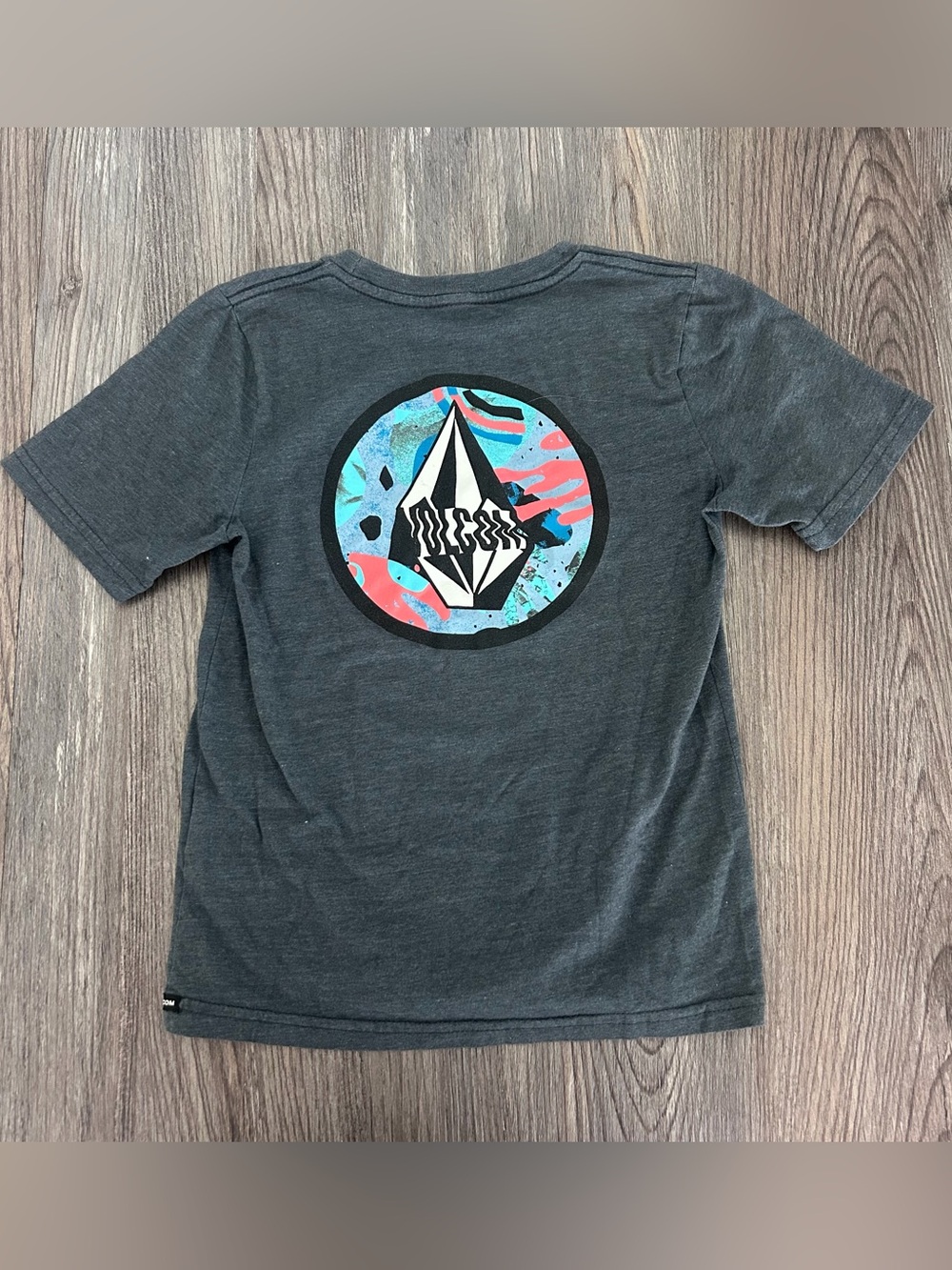 Volcom boys tee size 7